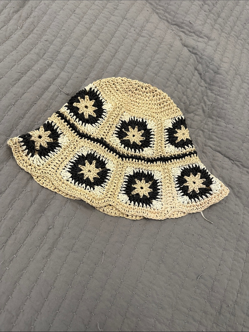 Primark Beige and Black Crochet Bucket Hat